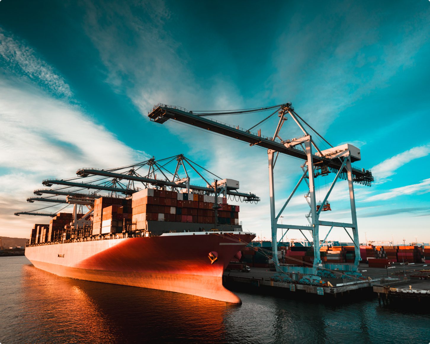 Goverment_Defense_Solutions_Supply Chain Optimization (1)