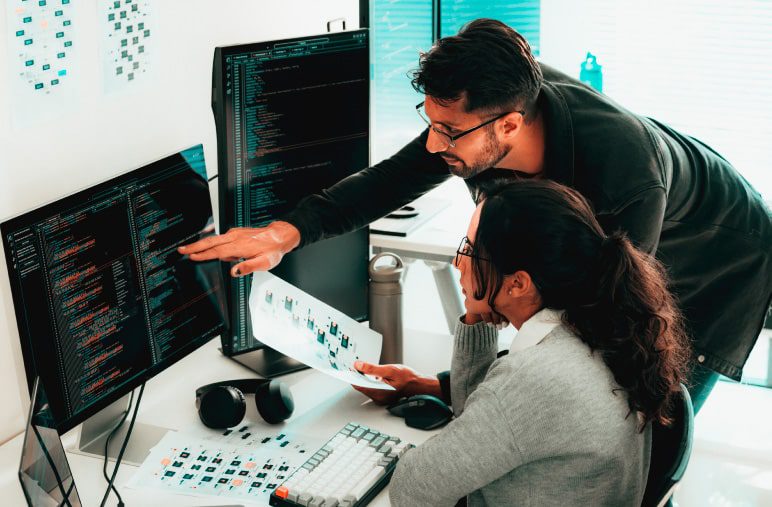 Solutions_ContentModeration&Analysis_Hero (1)-min